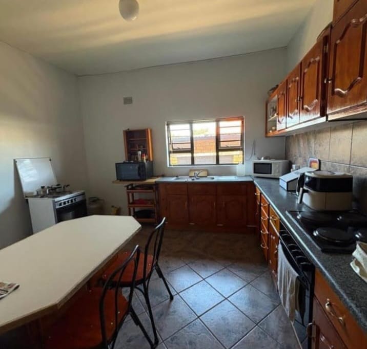 3 Bedroom Property for Sale in Riviera Northern Cape